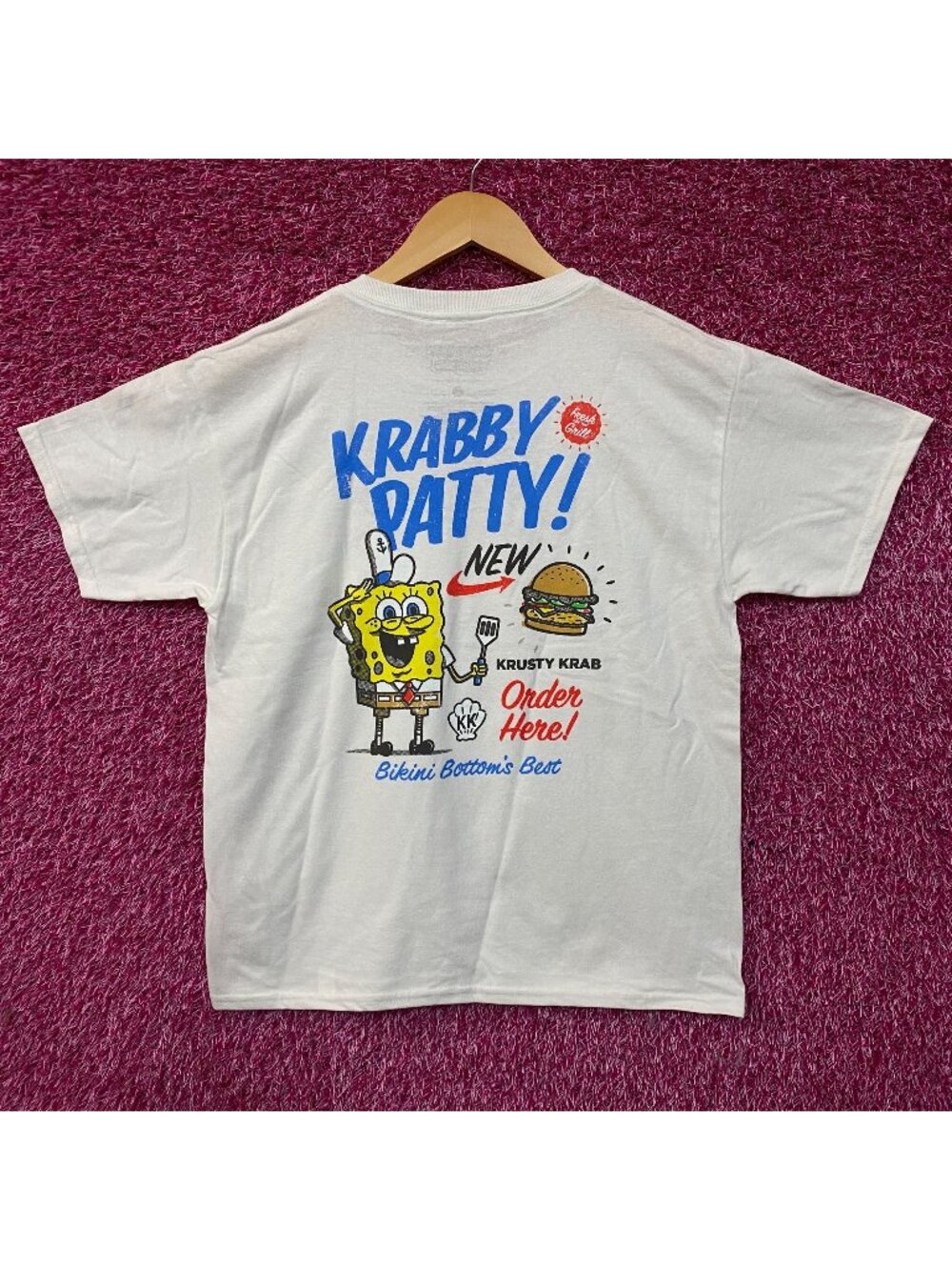 Nickelodeon SpongeBob SquarePants Krabby Patty Graphic T-Shirt Large